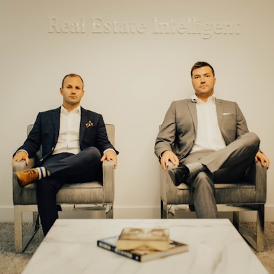 Carson Green  Scott Wallace  +