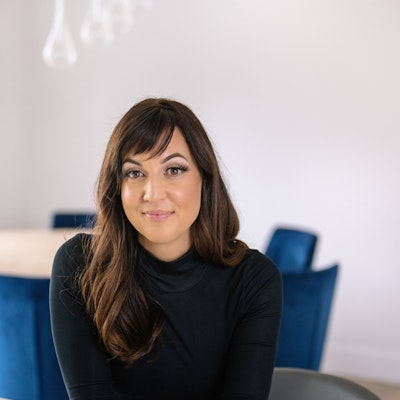 SalespersonLancaster Lori 